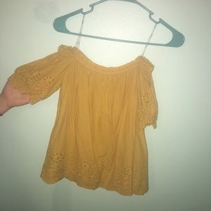Off shoulder shirt